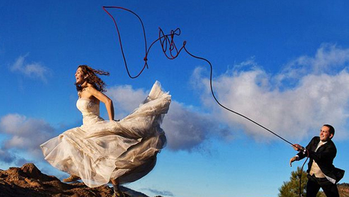 簽約重慶龍鳳臺(tái)婚慶策劃有限公司